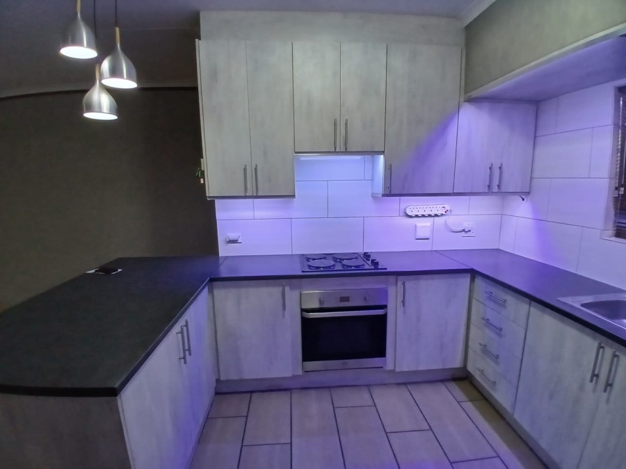 To Let 3 Bedroom Property for Rent in Hospitaalpark Free State